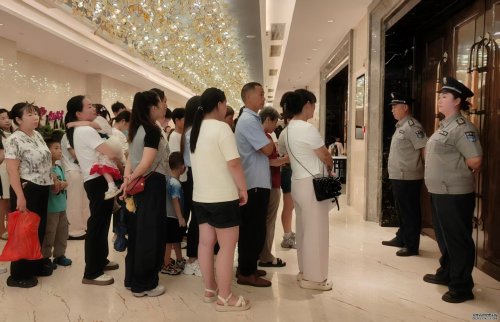 华远卫士驻马店分公司圆满完成王真舞者工作室暑期汇演安保任务